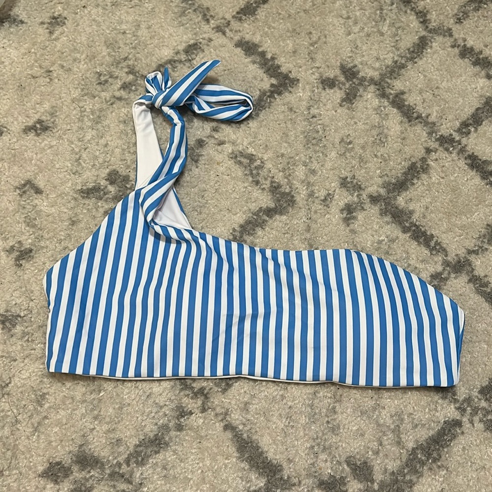 Shien bathing suit set SIZE LARGE